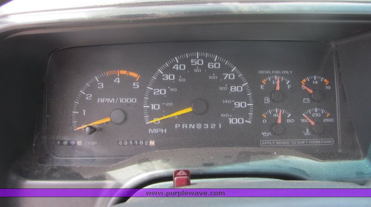 image for item 4275 1998 Chevrolet C2500 pickup