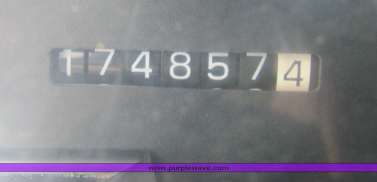 image for item 4276 1998 Chevrolet C2500 pickup