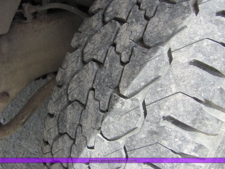 image for item 4276 1998 Chevrolet C2500 pickup