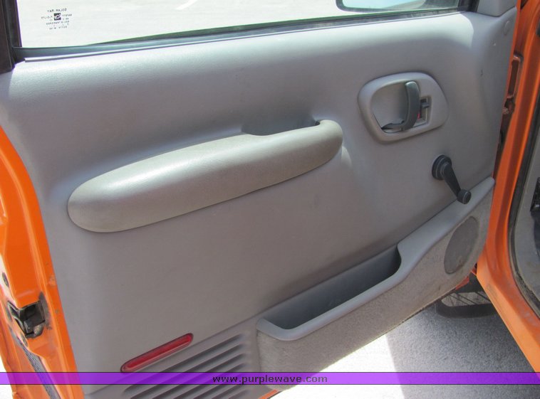 image for item 4277 1999 Chevrolet C2500 pickup