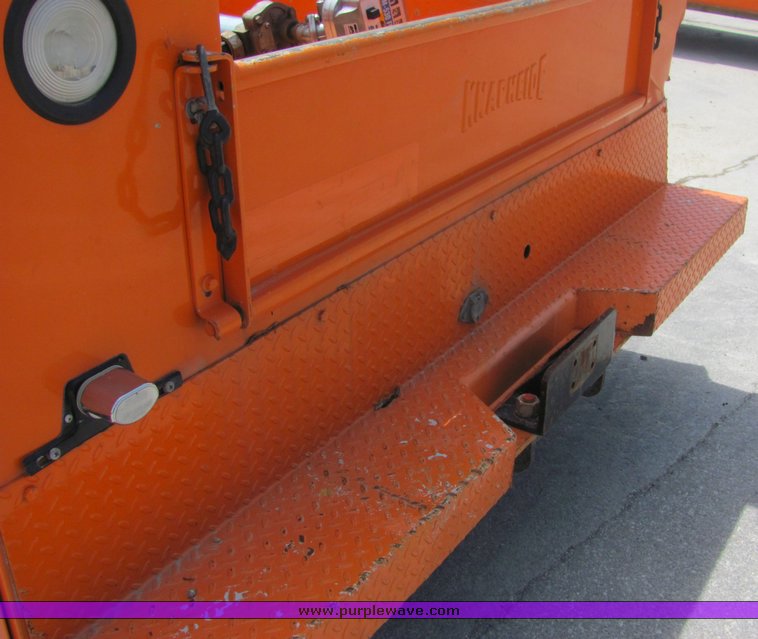 image for item 4277 1999 Chevrolet C2500 pickup