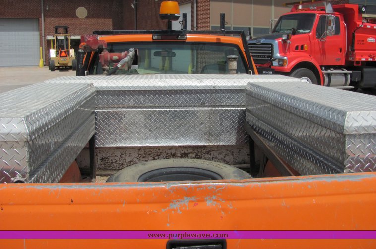 image for item 4278 1998 Chevrolet C2500 pickup