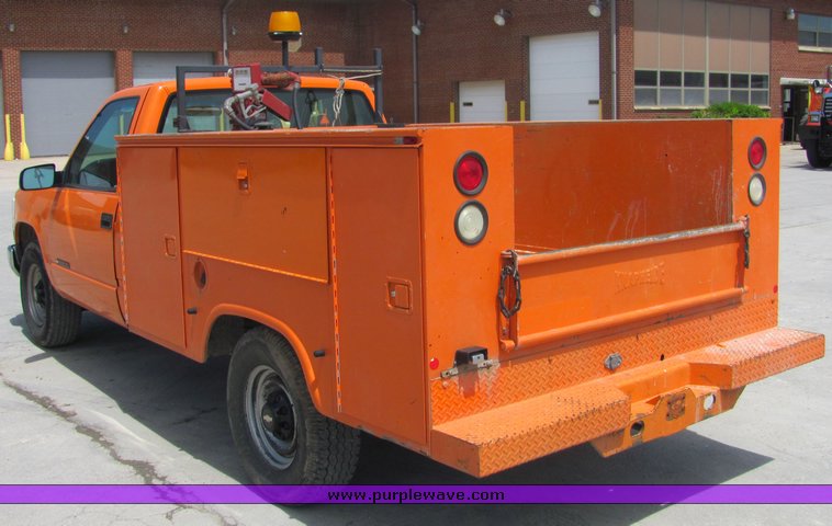 image for item 4279 1998 Chevrolet C2500 pickup