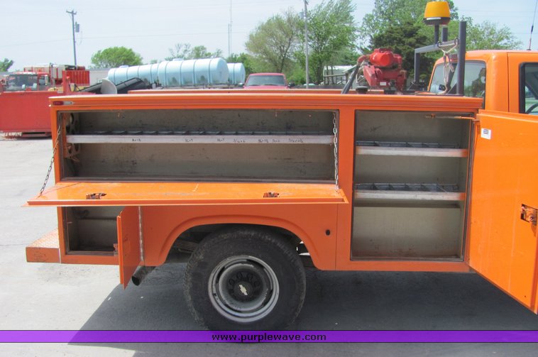 image for item 4279 1998 Chevrolet C2500 pickup