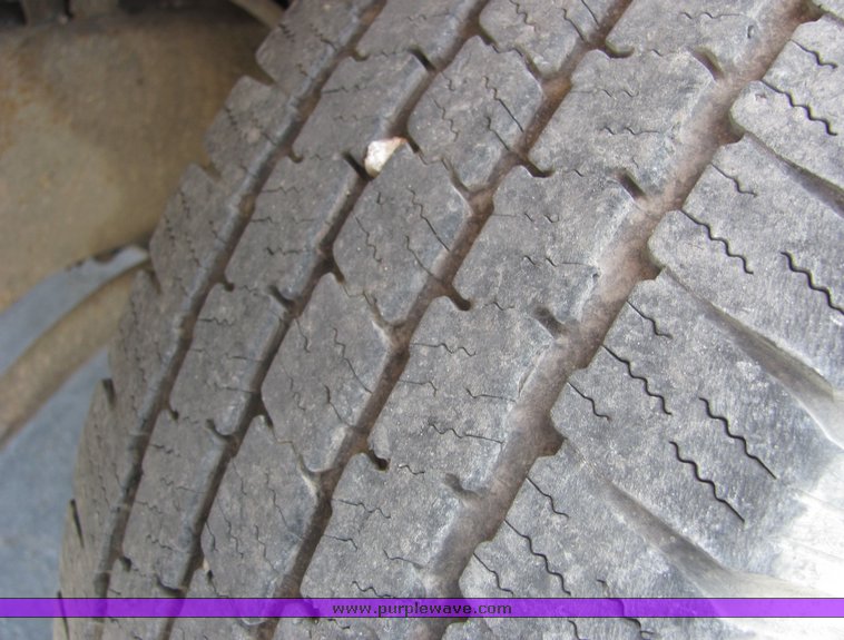 image for item 4279 1998 Chevrolet C2500 pickup