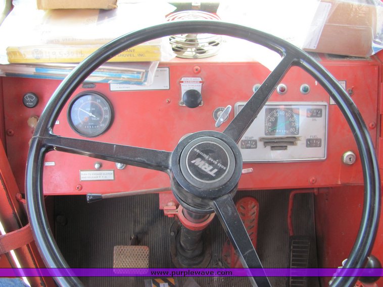 image for item 4280 1986 Little Giant LS4864 truck mounted crane