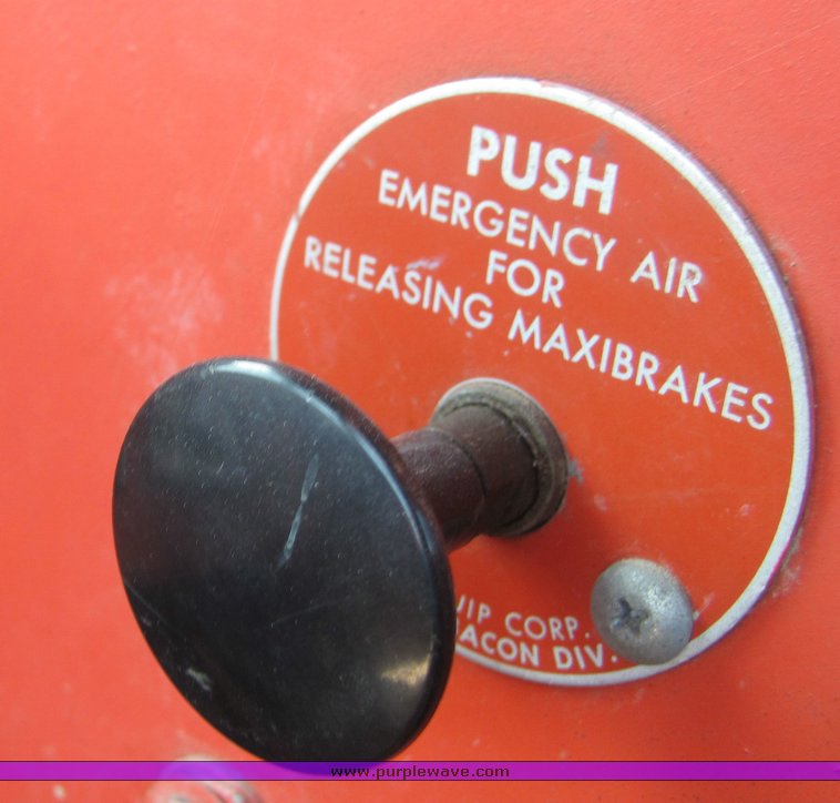 image for item 4280 1986 Little Giant LS4864 truck mounted crane