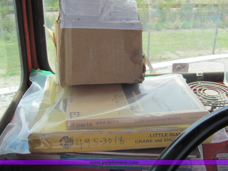 image for item 4280 1986 Little Giant LS4864 truck mounted crane