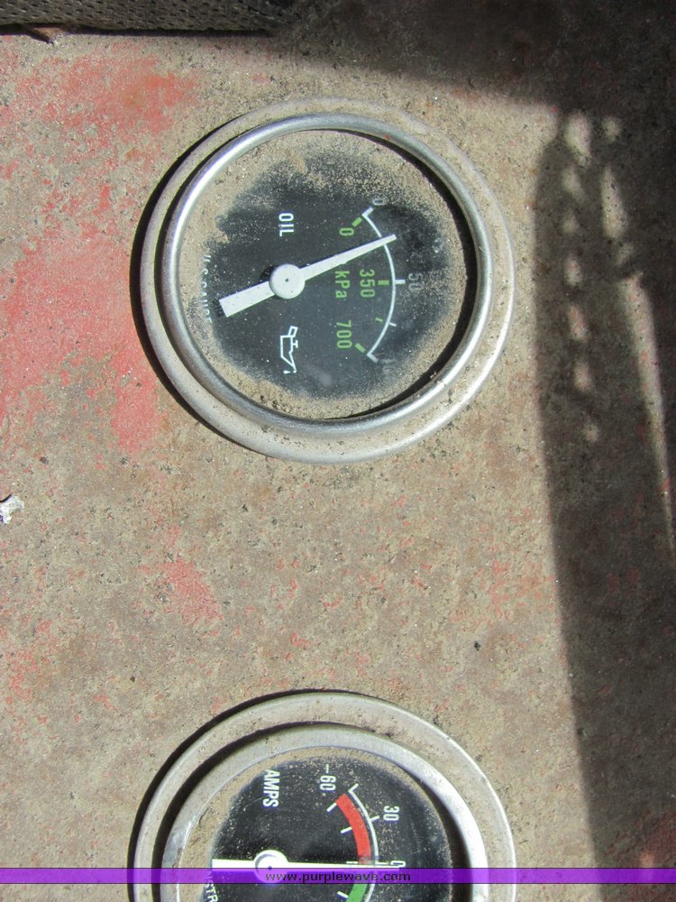 image for item 4280 1986 Little Giant LS4864 truck mounted crane