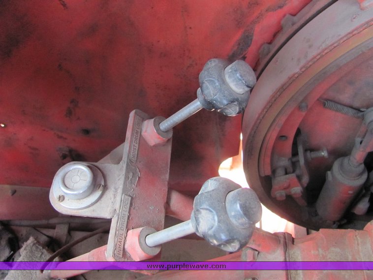 image for item 4280 1986 Little Giant LS4864 truck mounted crane