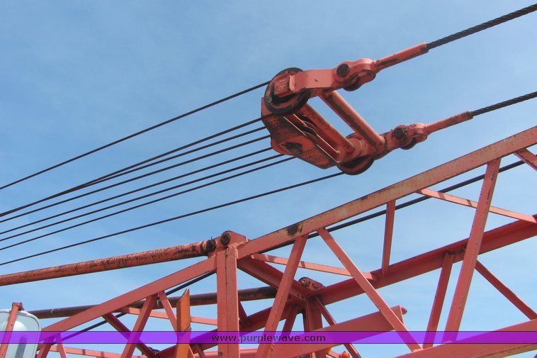 image for item 4280 1986 Little Giant LS4864 truck mounted crane