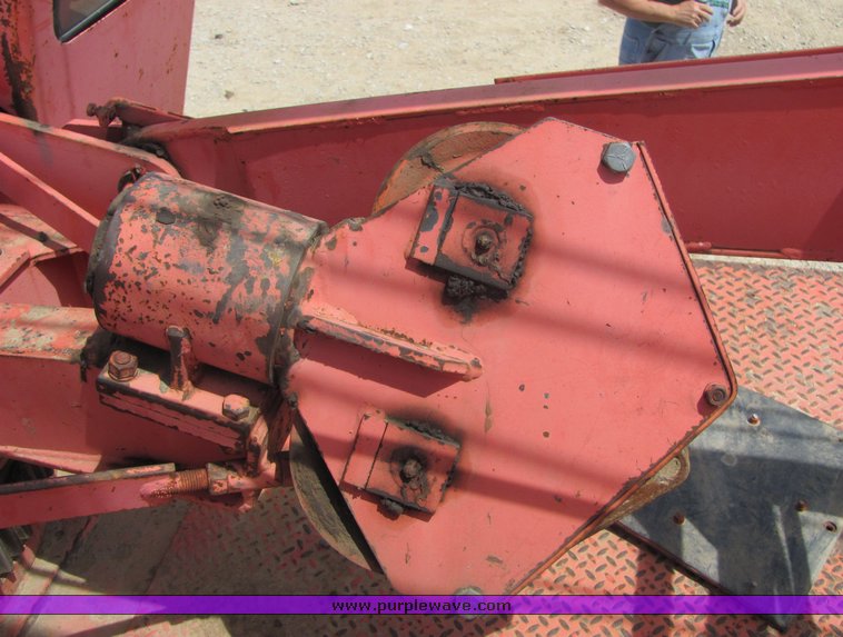 image for item 4280 1986 Little Giant LS4864 truck mounted crane