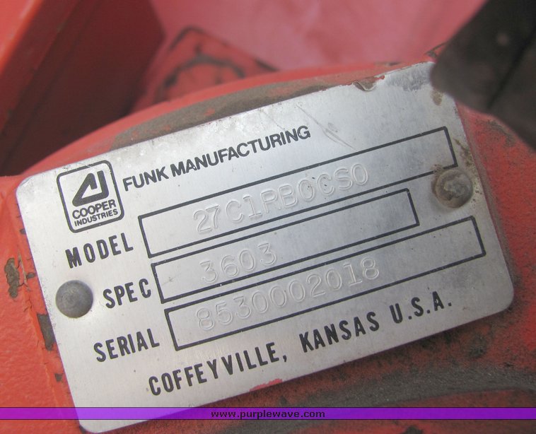 image for item 4280 1986 Little Giant LS4864 truck mounted crane