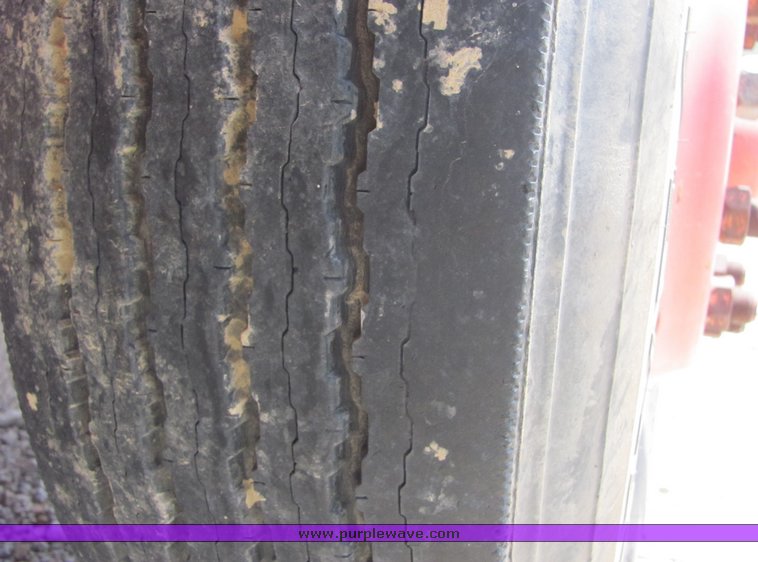 image for item 4280 1986 Little Giant LS4864 truck mounted crane