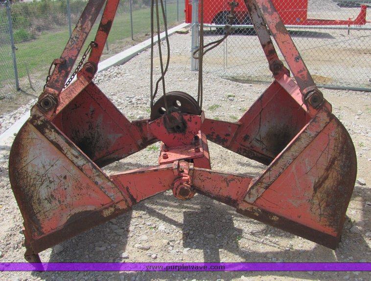 image for item 4280 1986 Little Giant LS4864 truck mounted crane