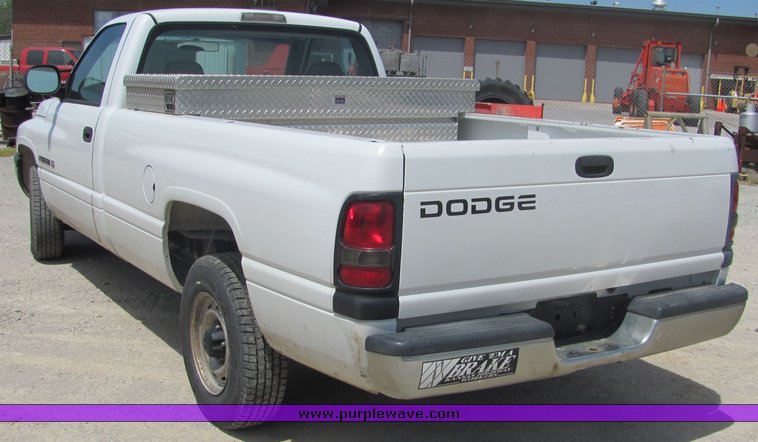image for item 4286 1999 Dodge Ram 1500 pickup