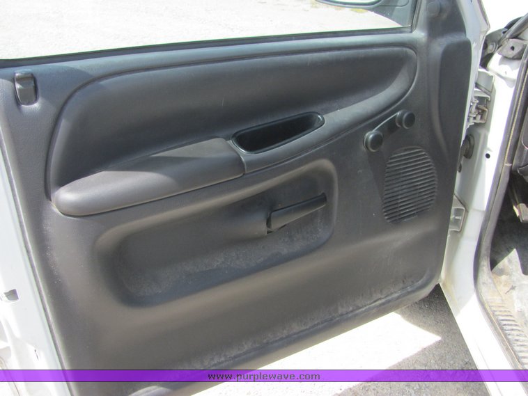 image for item 4286 1999 Dodge Ram 1500 pickup