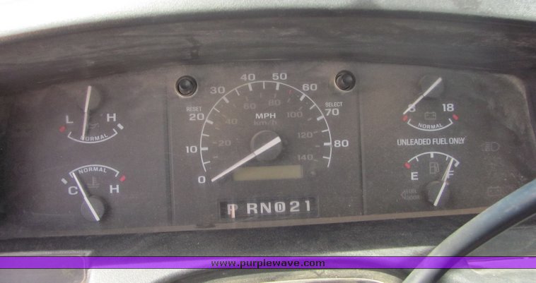 image for item 4287 1995 Ford F150 pickup