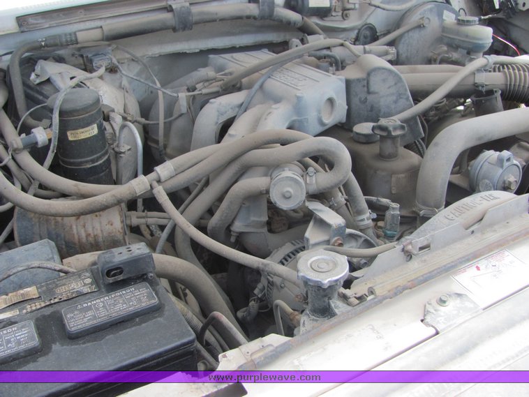 image for item 4287 1995 Ford F150 pickup