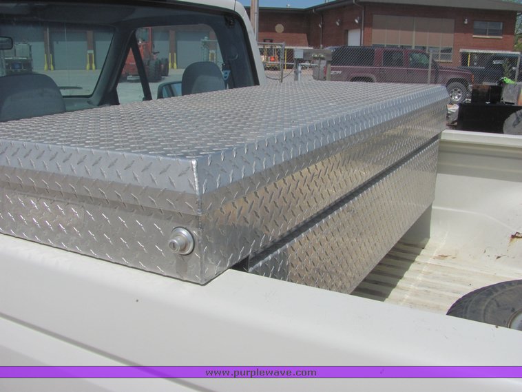 image for item 4287 1995 Ford F150 pickup