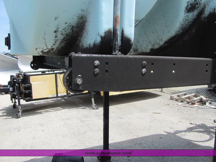 image for item 4289 1999 Monroe anti-ice 1600 gallon tank