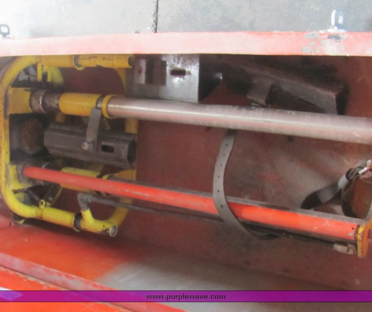 image for item 4296 1998 Ovis Ram Ov-H air powered post driver