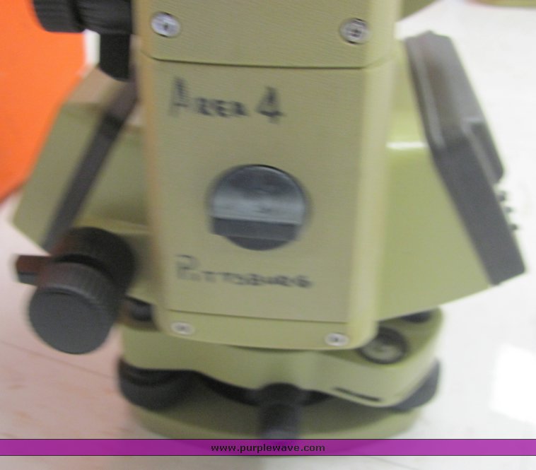 image for item 4300 1991 Wild T1000 three second theodolite