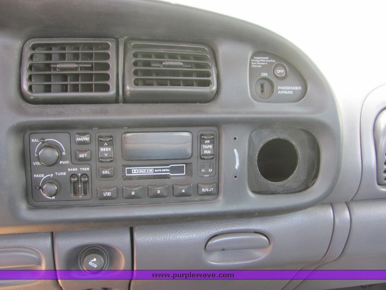 image for item 4330 2001 Dodge Ram 2500 pickup