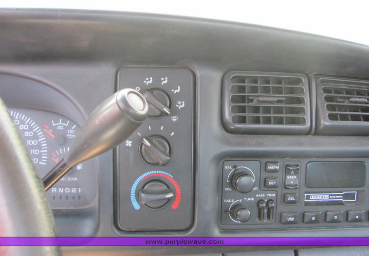 image for item 4330 2001 Dodge Ram 2500 pickup