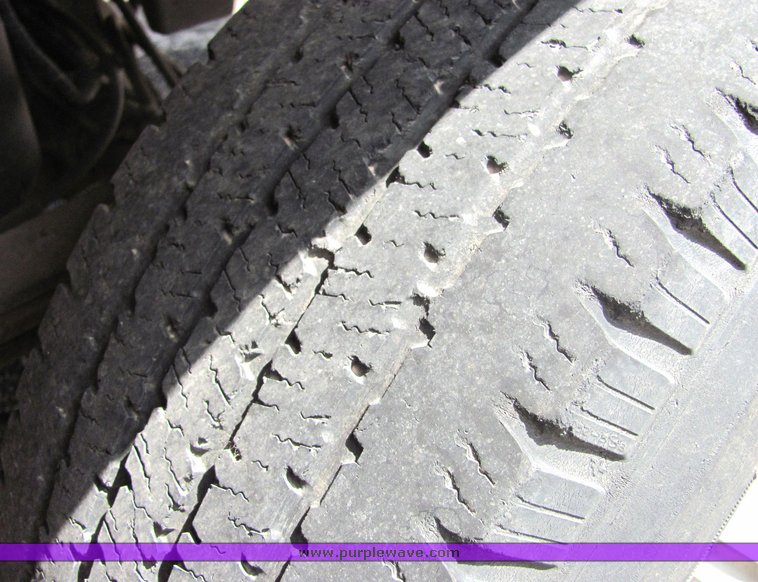 image for item 4330 2001 Dodge Ram 2500 pickup