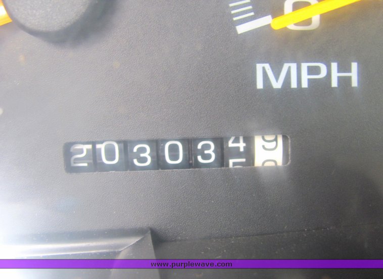 image for item 4331 1999 Chevrolet C2500 pickup