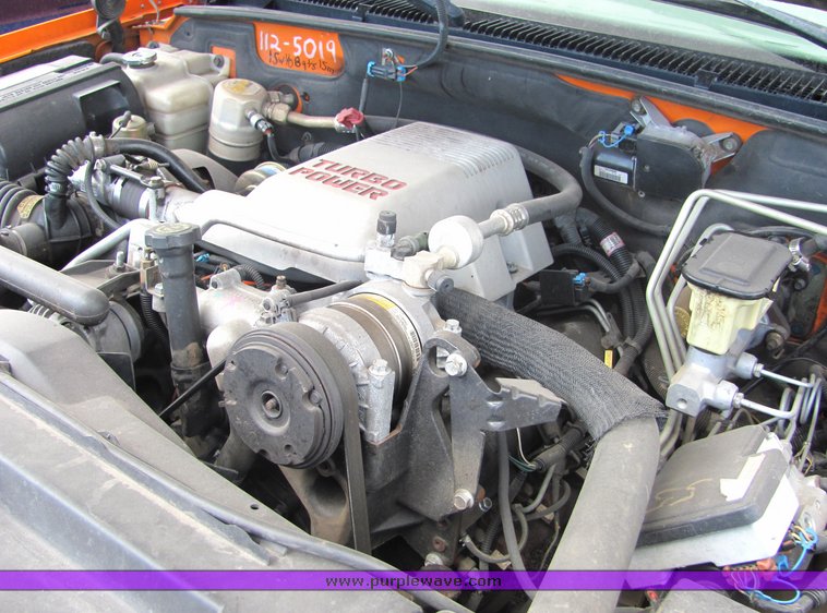 image for item 4331 1999 Chevrolet C2500 pickup