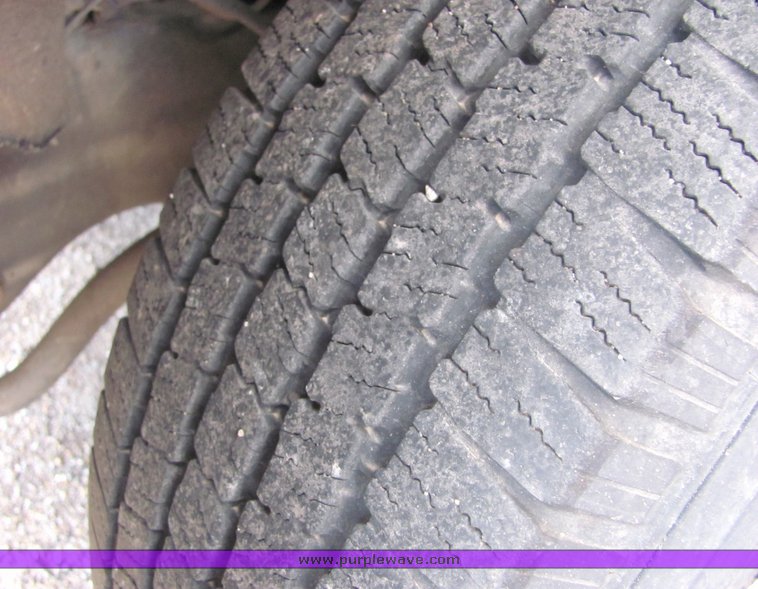 image for item 4331 1999 Chevrolet C2500 pickup