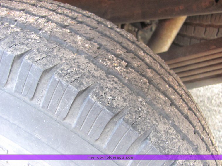 image for item 4331 1999 Chevrolet C2500 pickup