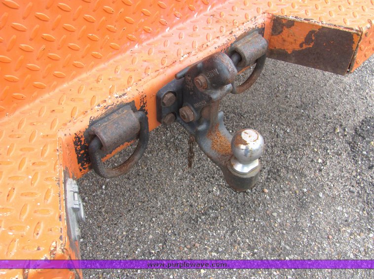 image for item 4331 1999 Chevrolet C2500 pickup