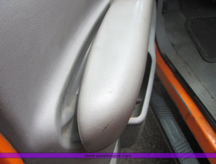 image for item 4335 1999 Chevrolet C2500 pickup