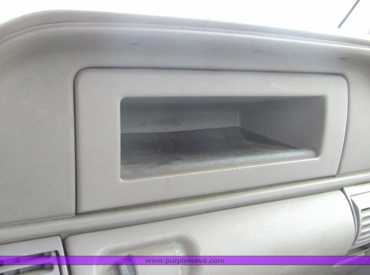 image for item 4335 1999 Chevrolet C2500 pickup