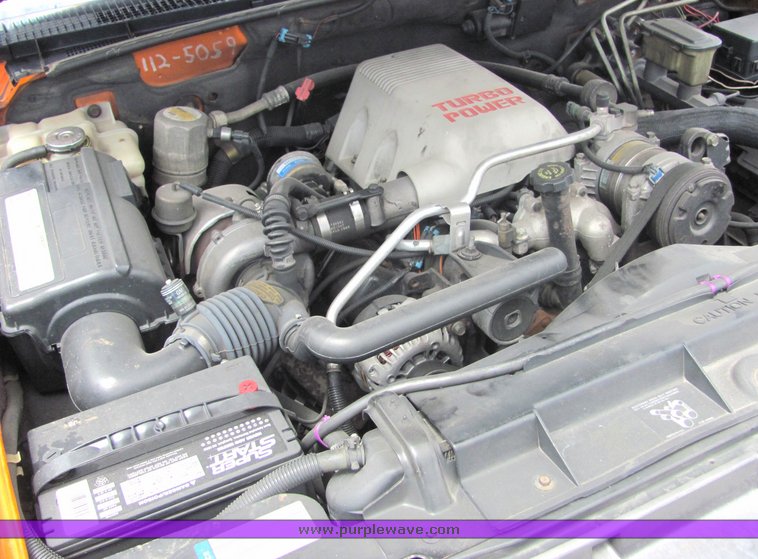 image for item 4335 1999 Chevrolet C2500 pickup