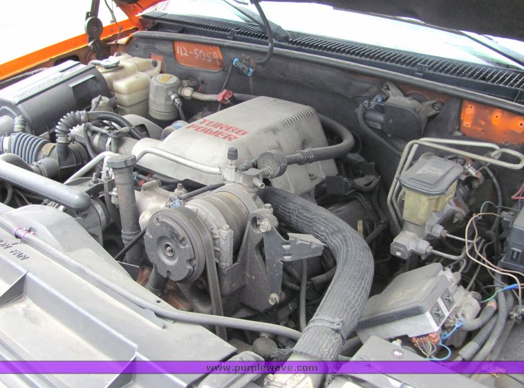 image for item 4335 1999 Chevrolet C2500 pickup