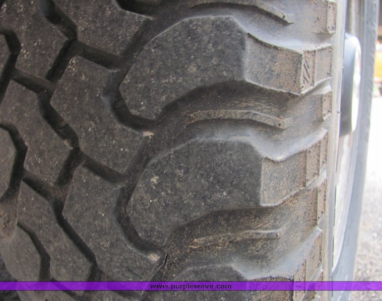 image for item 4335 1999 Chevrolet C2500 pickup