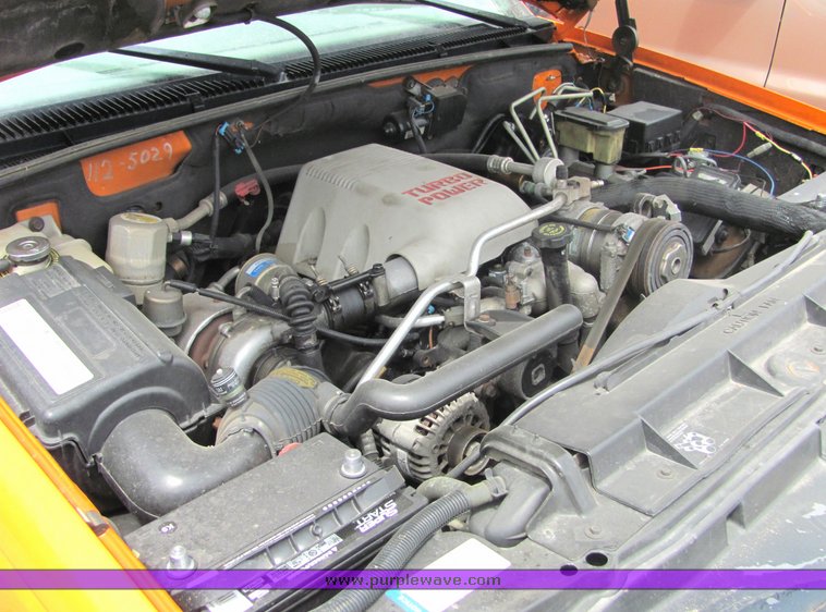 image for item 4336 1999 Chevrolet C2500 pickup