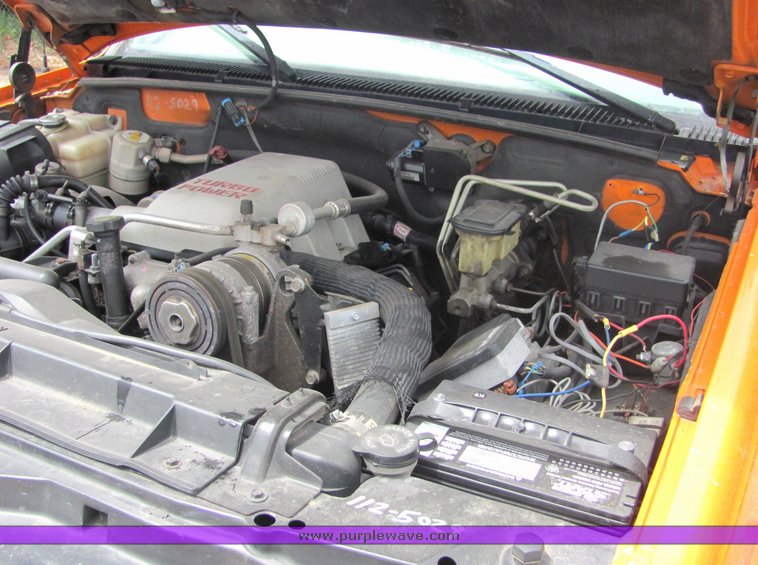 image for item 4336 1999 Chevrolet C2500 pickup