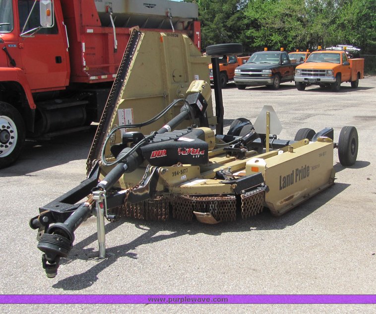 image for item 4339 2007 Land Pride 10' rotary mower