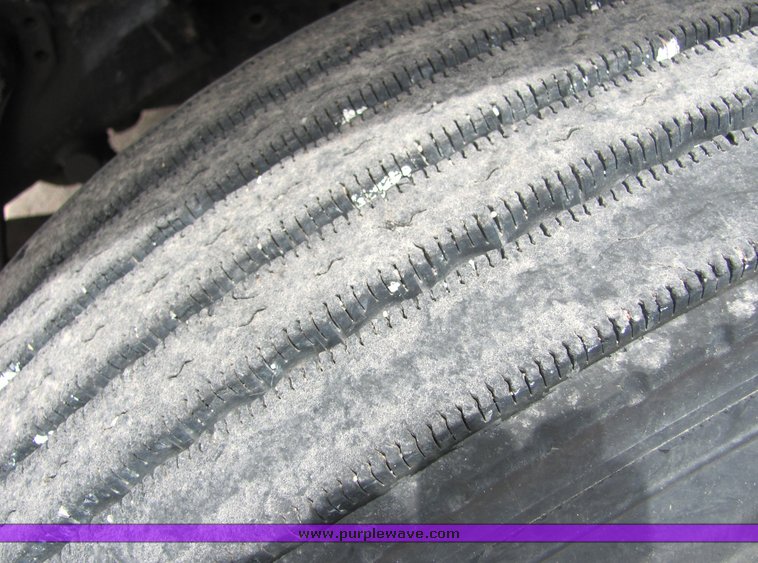 image for item 4343 1986 International S1754 service truck