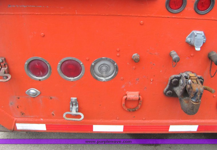 image for item 4343 1986 International S1754 service truck