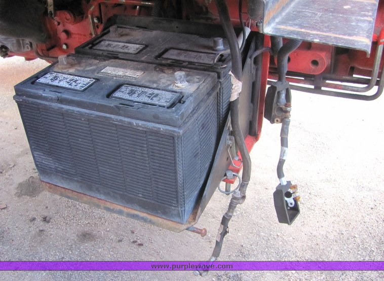 image for item 4346 1998 Ford 6645SL tractor