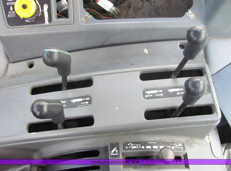 image for item 4346 1998 Ford 6645SL tractor