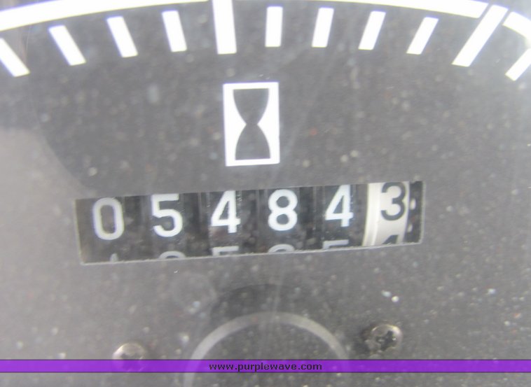 image for item 4346 1998 Ford 6645SL tractor