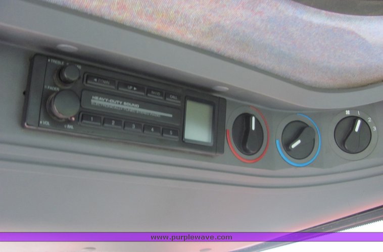 image for item 4346 1998 Ford 6645SL tractor