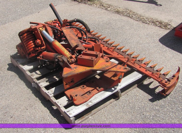 image for item 4351 6' side mounted sickle mower